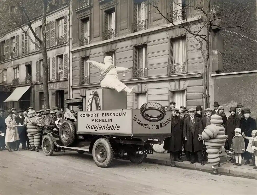 Michelin Logosundaki Lastik Adam Bibendum